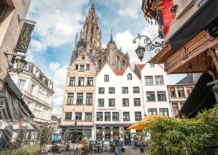 Tempel Triplex & Duplex At Historic Heart Of Antwerp