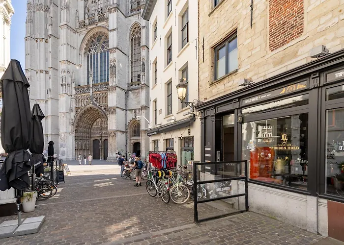 Tempel Triplex & Duplex At Historic Heart Of Antwerp