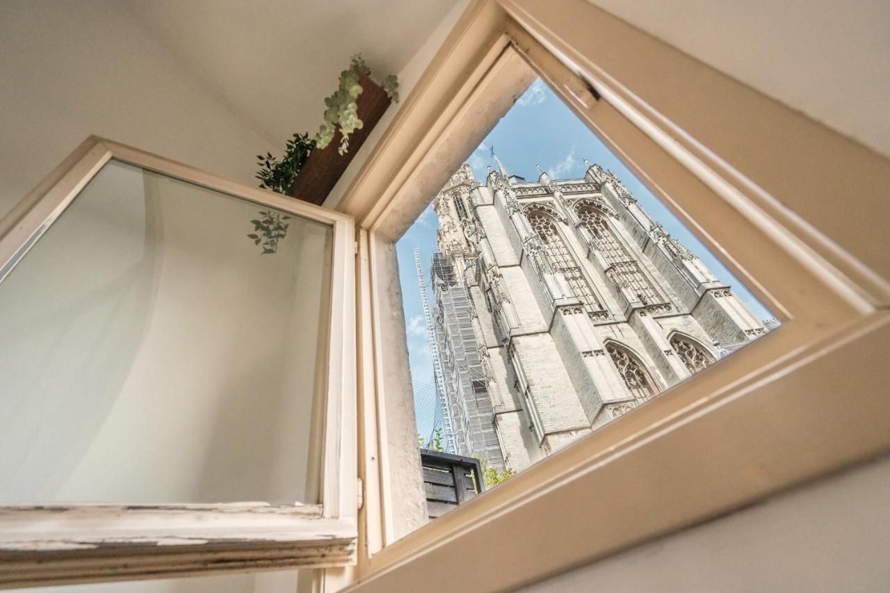 Tempel Triplex & Duplex At Historic Heart Of