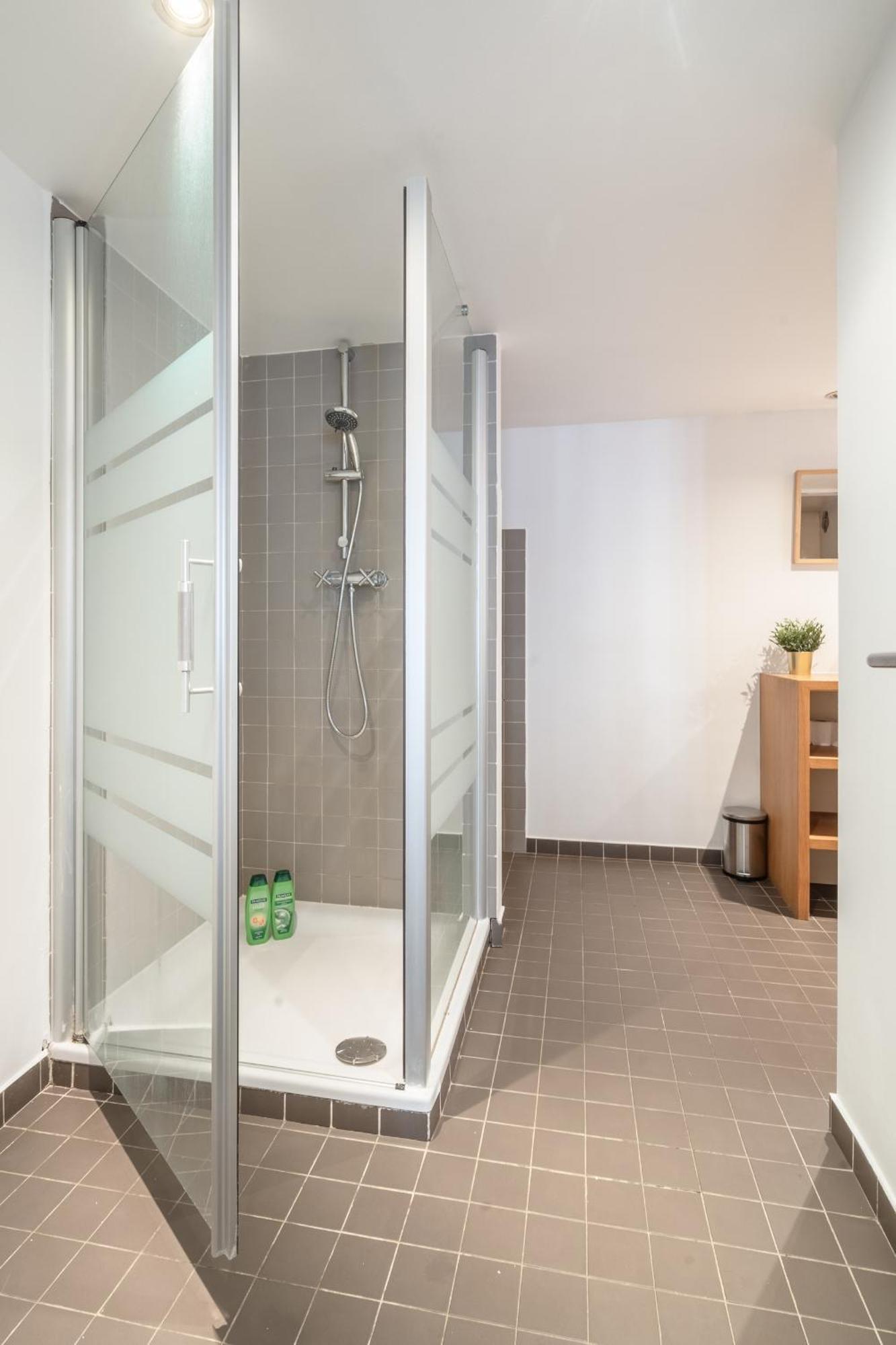 Tempel Triplex & Duplex At Historic Heart Of Apartamento Amberes